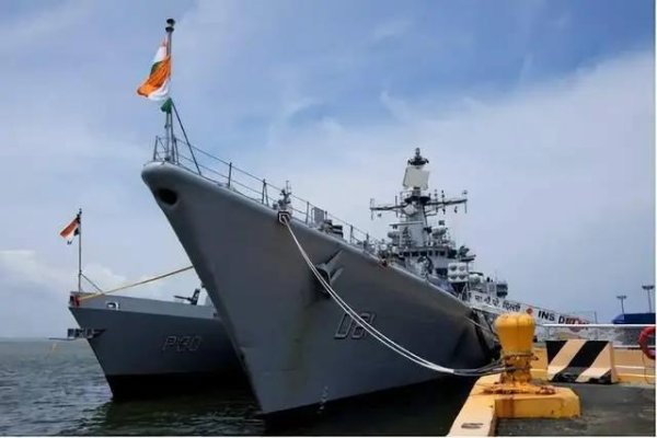 爱配投资 印海军三艘军舰开到菲律宾，结果丢了脸，根本不敢靠近黄岩岛