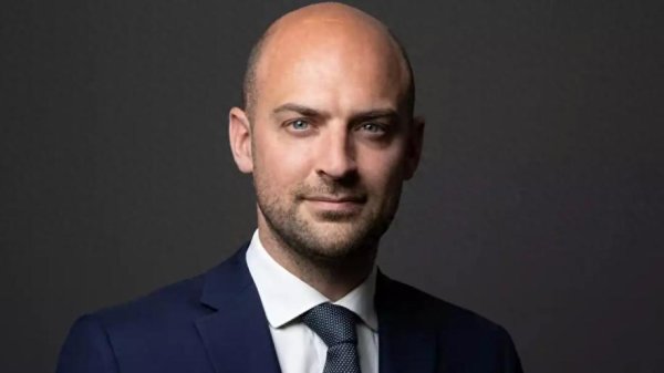 致富配资 马克龙真有种! 法国公开叫板美国: 不准侵略格陵兰, 西方要分裂?